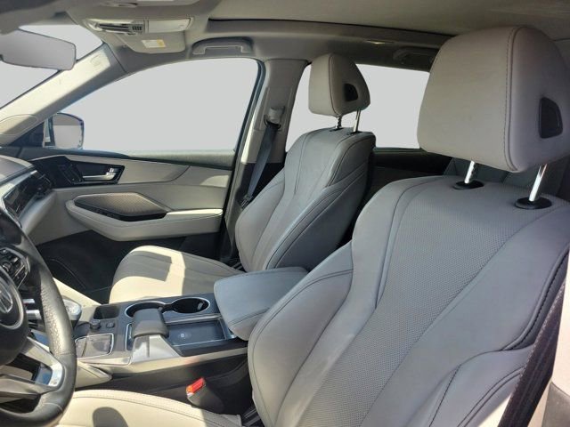 Certified 2023 Acura MDX FWD w/ Technology Package image 8
