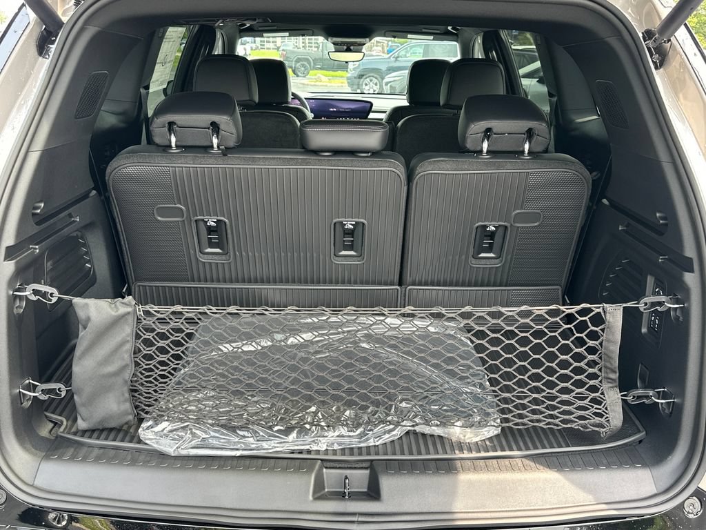 New 2027 Buick Enclave Sport Touring w/ Power Package AWD/4WD image 8