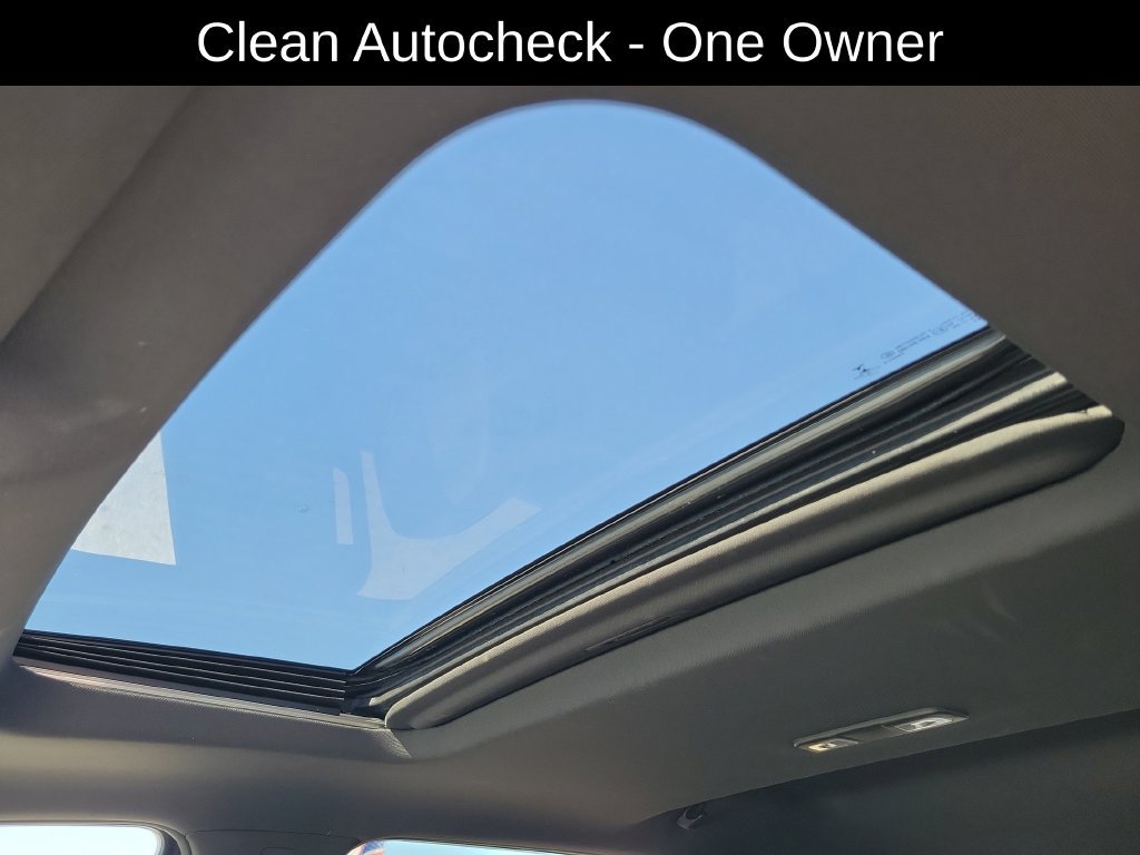 Used 2019 Chevrolet Silverado 1500 High Country w/ Technology Package AWD/4WD image 7
