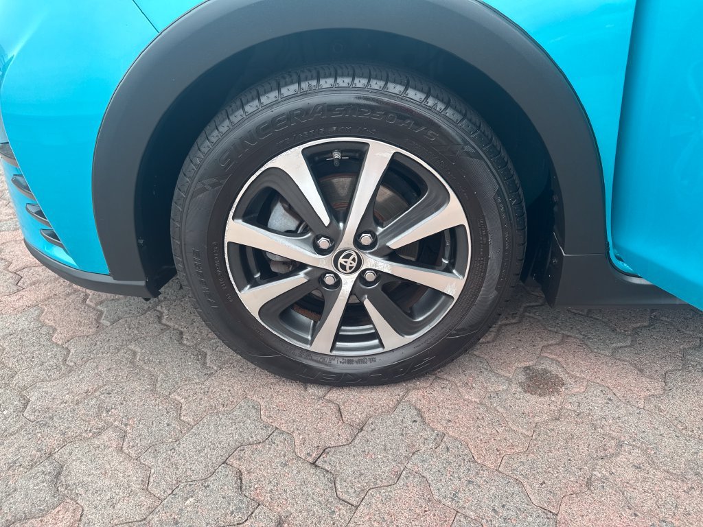Used 2018 Toyota Prius C One FWD image 28