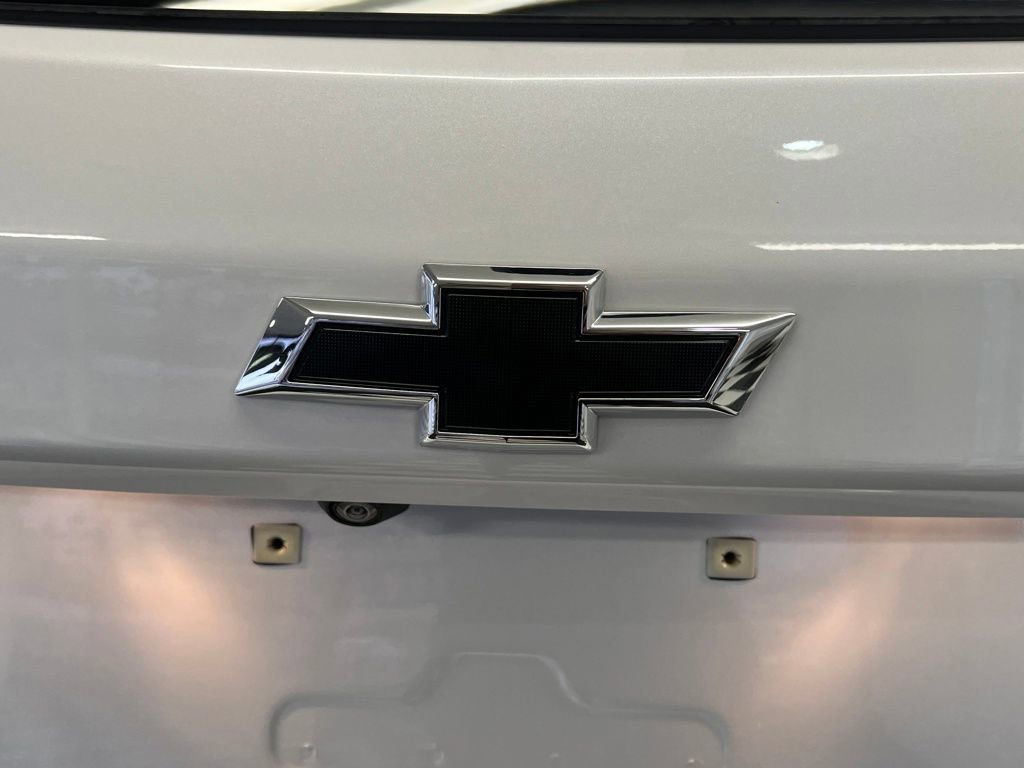 Used 2023 Chevrolet Equinox RS w/ RS Leather Package image 14