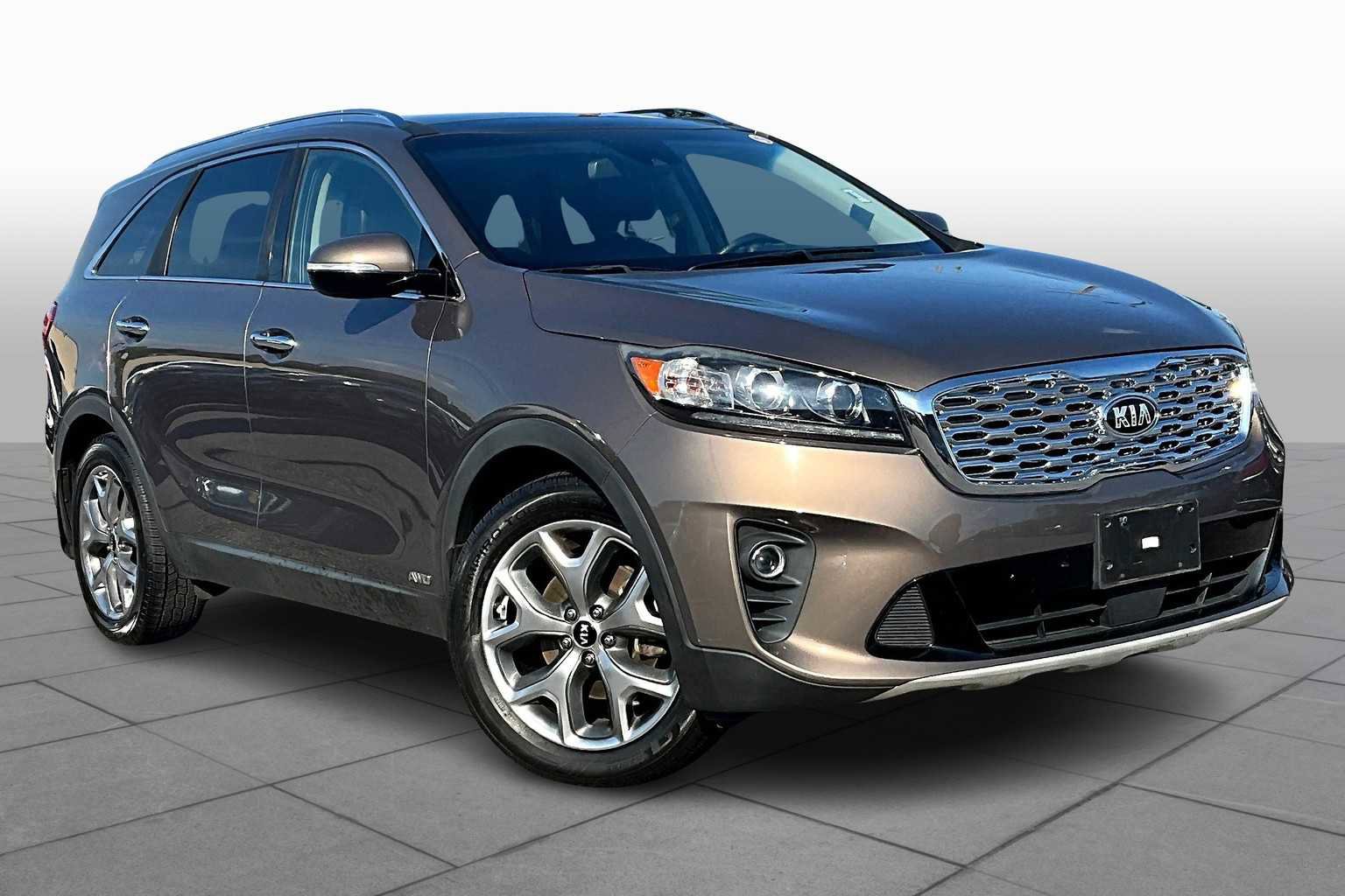 Used 2019 Kia Sorento EX image 2