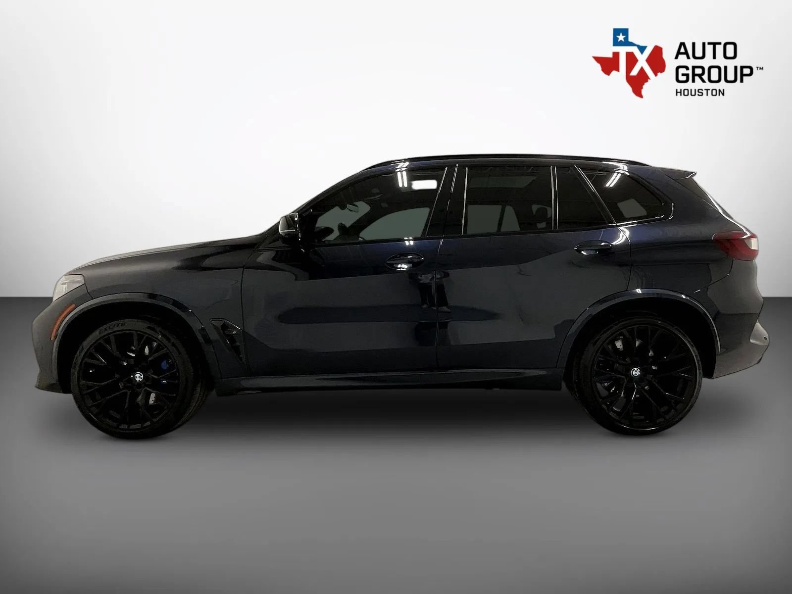 Used 2022 BMW X5 M w/ Competition Package 2 AWD/4WD image 9