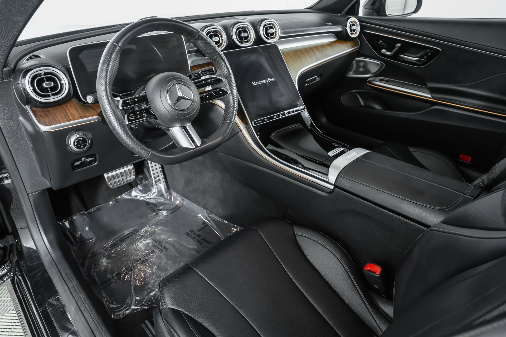 Used 2025 Mercedes-Benz CLE 450 4MATIC Coupe image 20