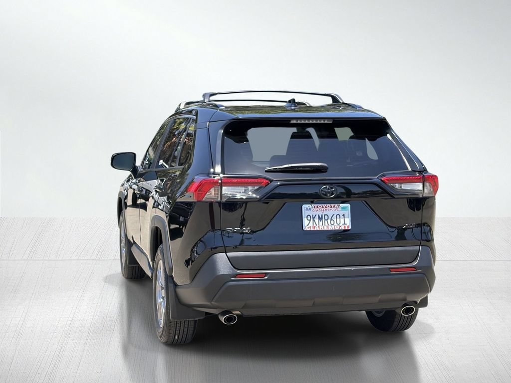 Used 2024 Toyota RAV4 XLE w/ Convenience Package FWD image 6