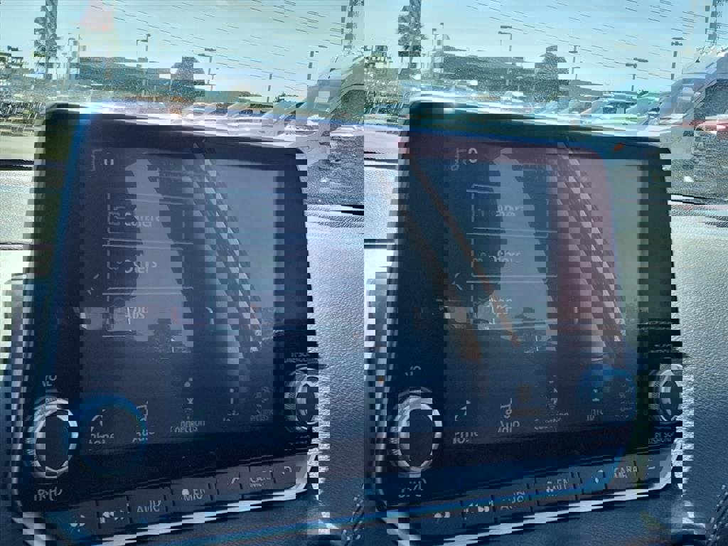 Used 2024 Nissan Sentra SV image 17