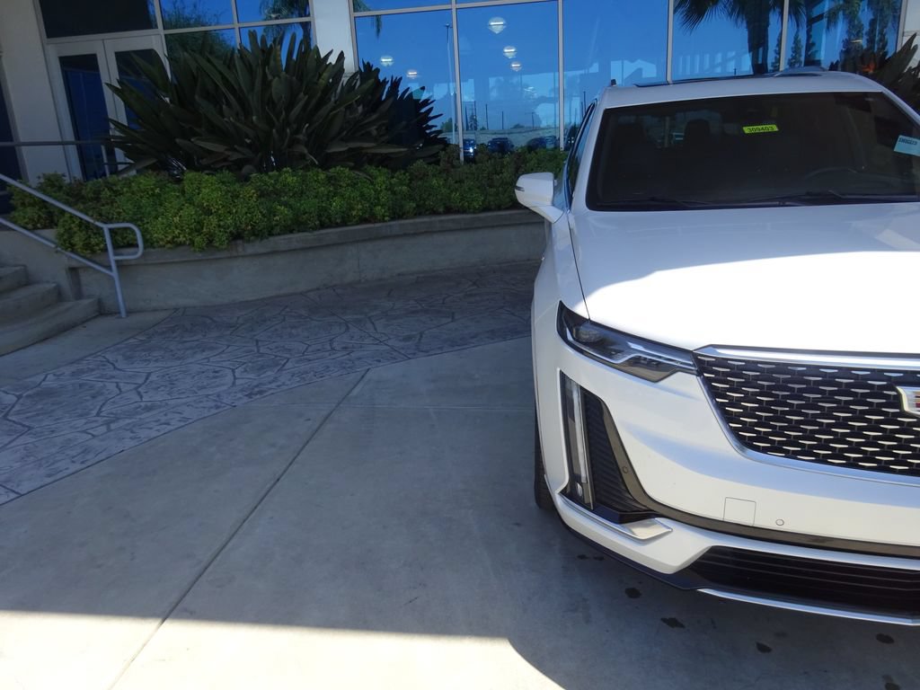 Certified 2020 Cadillac XT6 Premium Luxury AWD/4WD image 34
