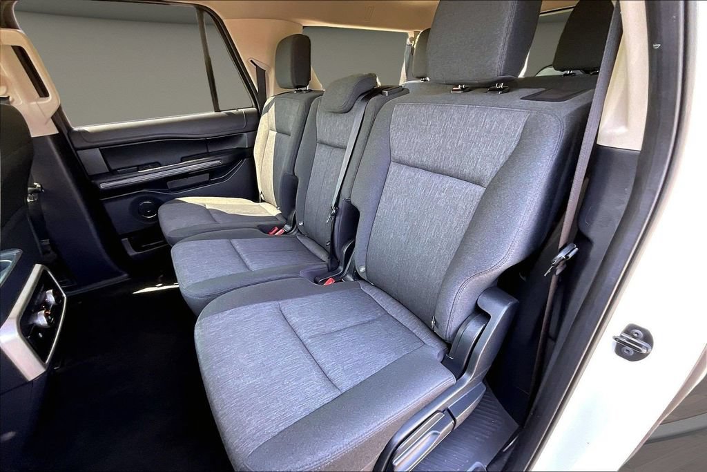 Used 2024 Ford Expedition Max XLT AWD/4WD image 26