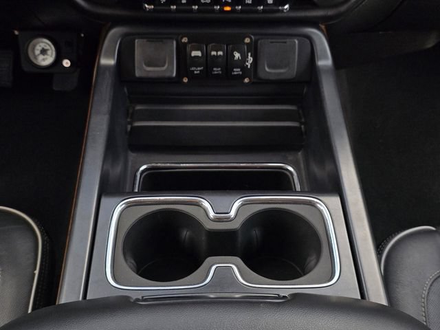 Used 2019 Chevrolet Silverado 2500 High Country AWD/4WD image 21