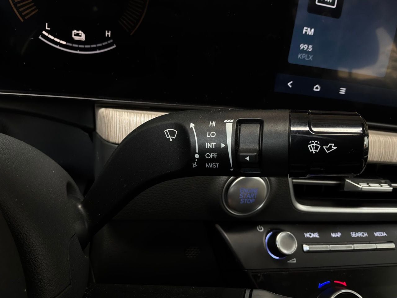 Used 2025 Hyundai Sonata SEL FWD image 37