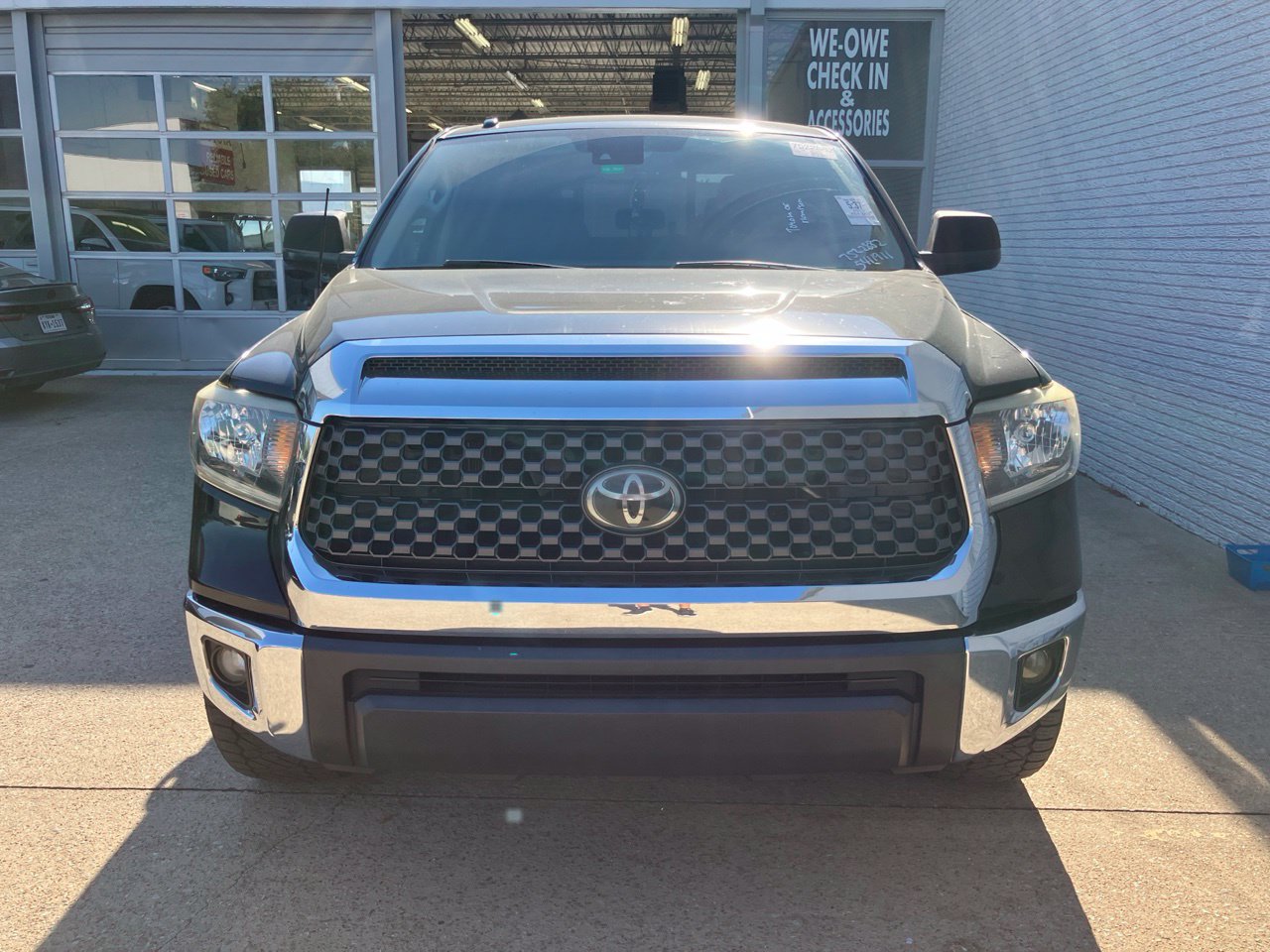 Used 2019 Toyota Tundra SR5 w/ SR5 Upgrade Package RWD image 6