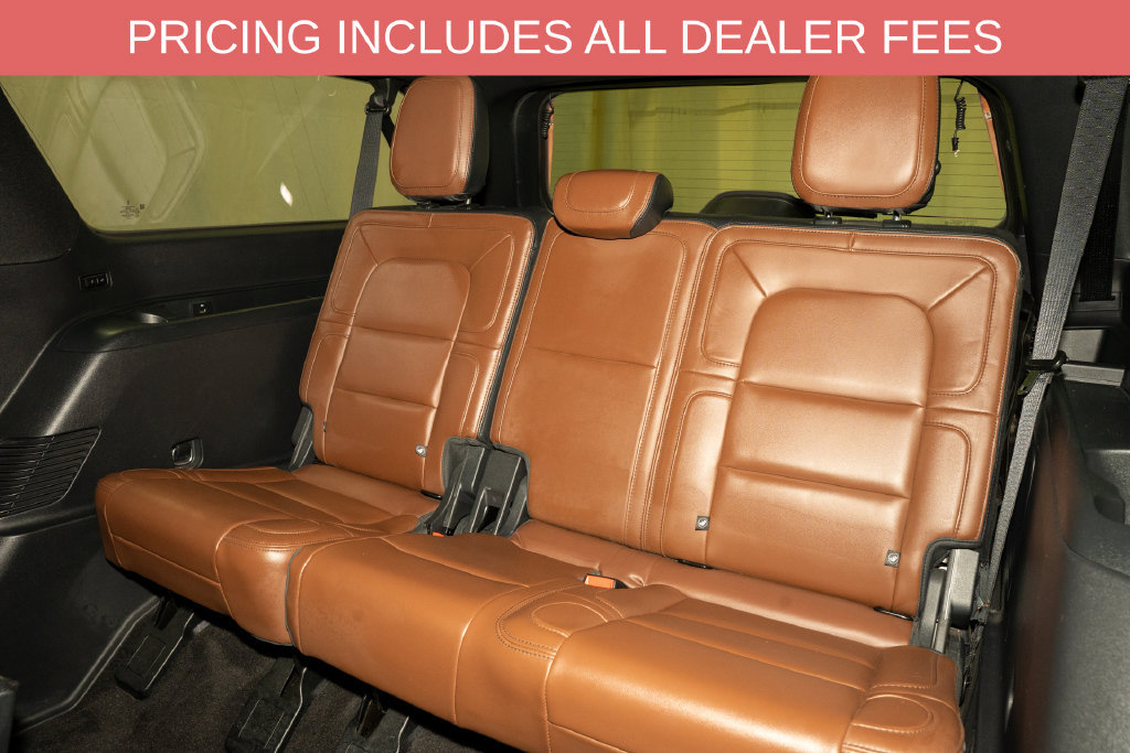 Used 2023 Lincoln Navigator L Reserve AWD/4WD image 7
