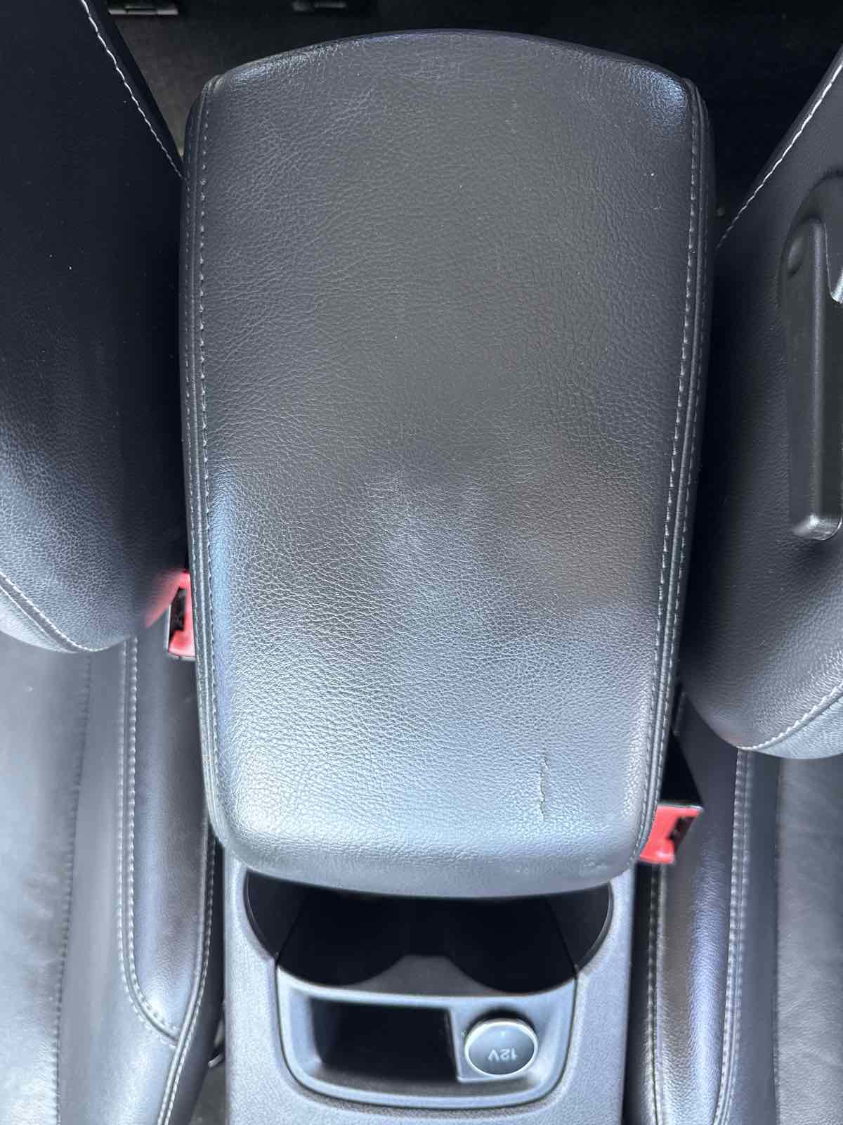 Used 2013 Ford Focus SE FWD image 32