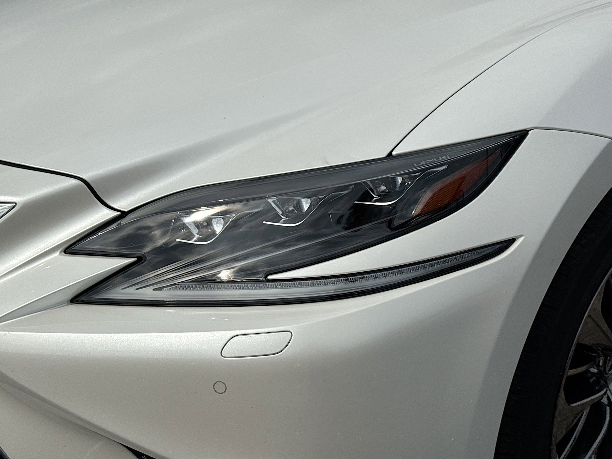 Used 2018 Lexus LS 500 w/ Luxury Package RWD image 9