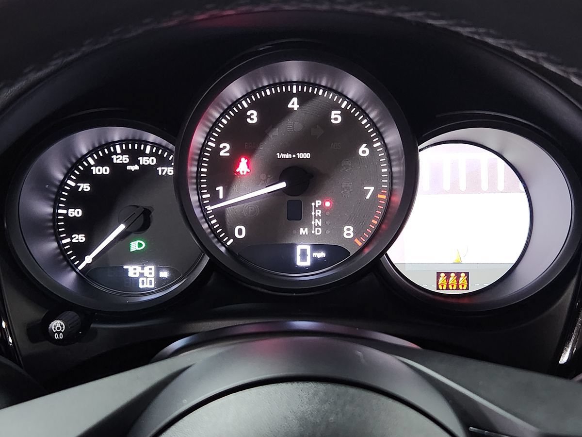 Used 2026 Porsche Macan S AWD/4WD image 34