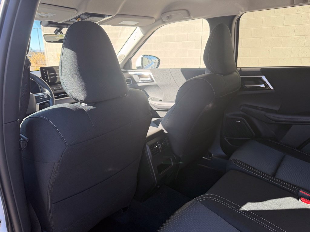 New 2026 Mitsubishi Outlander ES AWD/4WD image 23