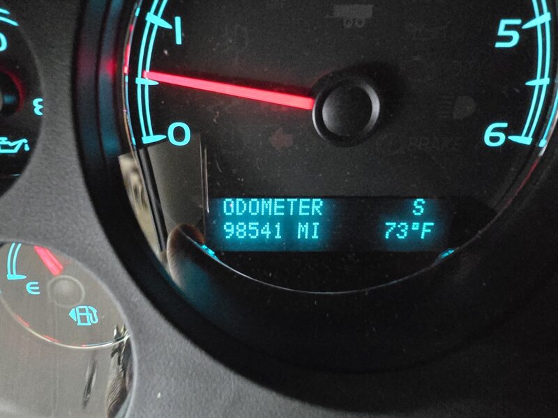Used 2012 Chevrolet Suburban LTZ AWD/4WD image 29