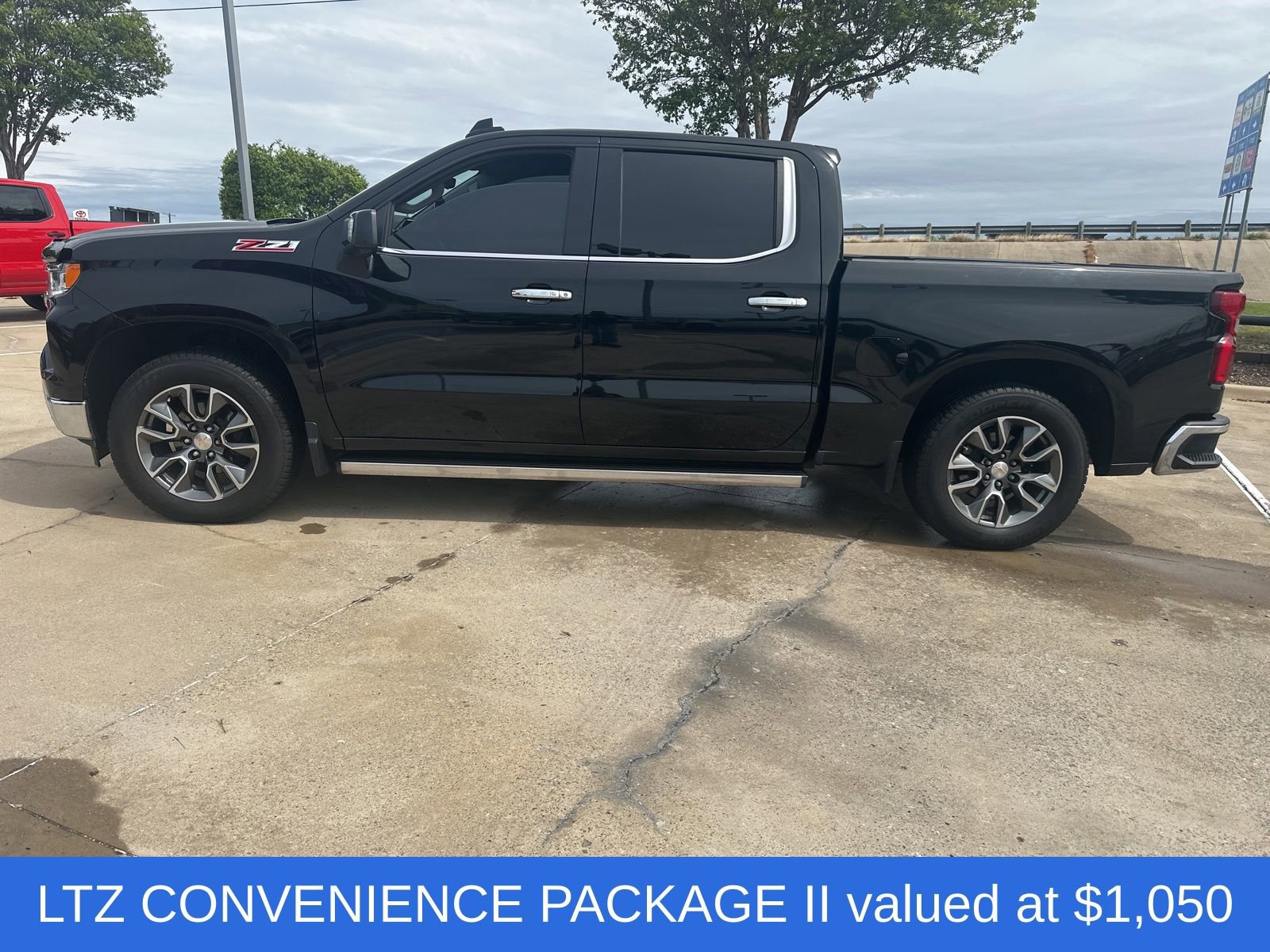 Used 2024 Chevrolet Silverado 1500 LTZ w/ Technology Package image 7