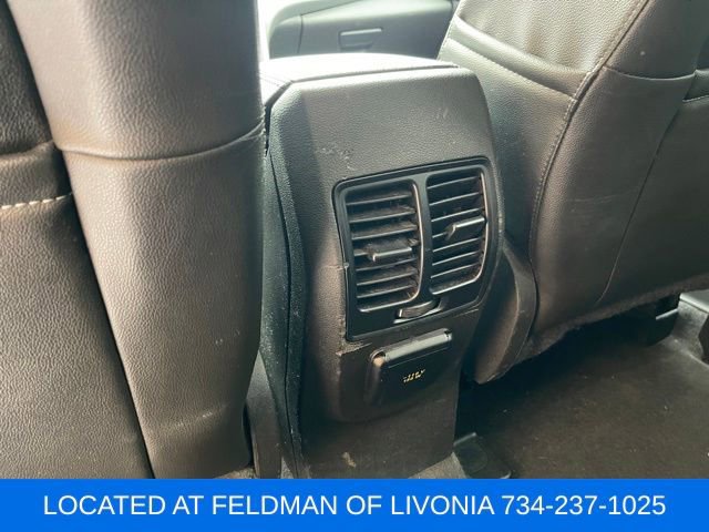 Used 2015 Ford Escape SE w/ Equipment Group 201A image 24