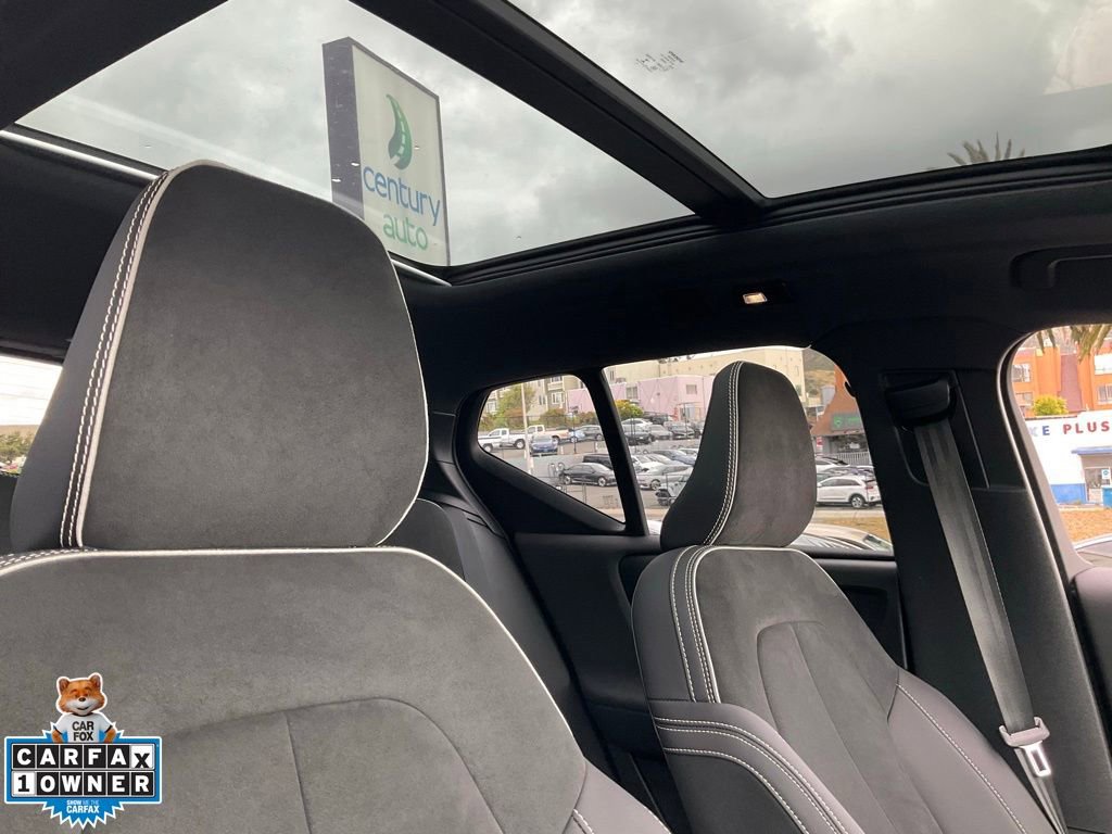 Used 2022 Volvo XC40 P8 Recharge Plus AWD/4WD image 65