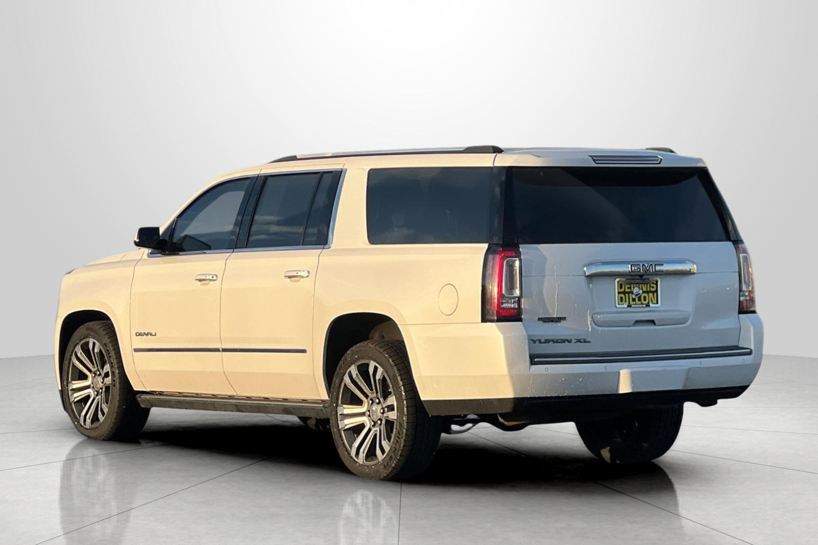 Used 2018 GMC Yukon XL Denali w/ Denali Ultimate Package image 7