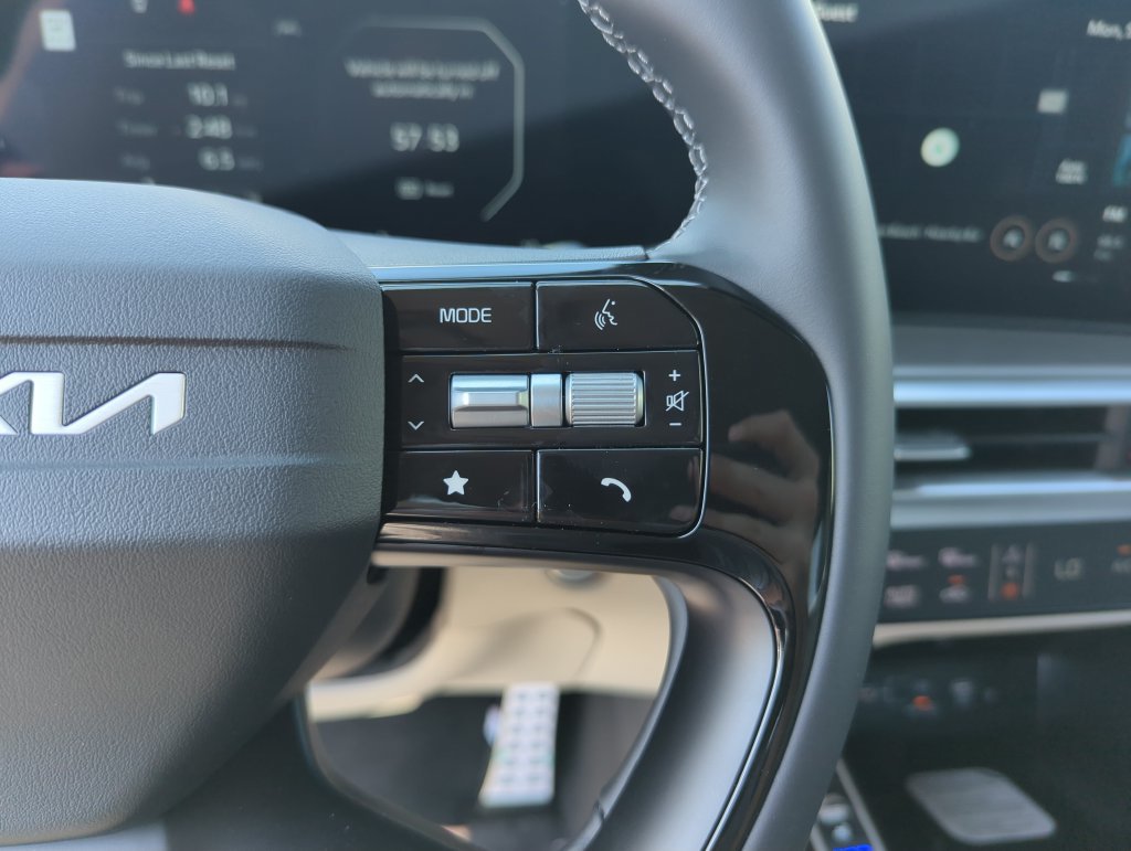 New 2026 Kia Sorento SX FWD image 23
