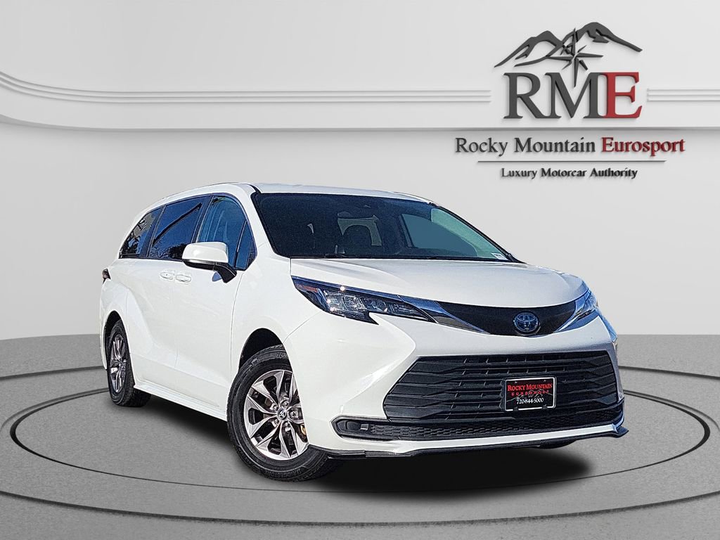 Used 2023 Toyota Sienna LE
