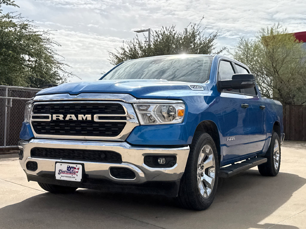 Used 2024 RAM 1500 Lone Star RWD image 3