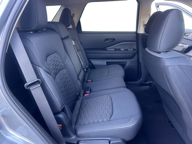 New 2025 Nissan Pathfinder SV image 26