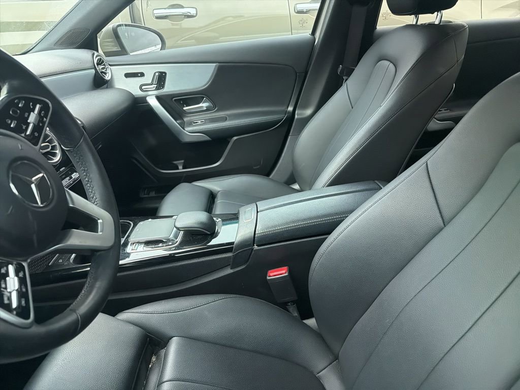 Used 2019 Mercedes-Benz A 220 4MATIC image 5