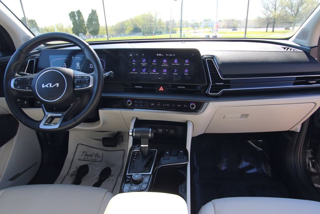 Used 2024 Kia Sportage EX image 41