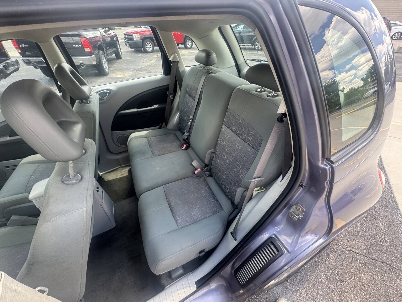 Used 2007 Chrysler PT Cruiser FWD image 24
