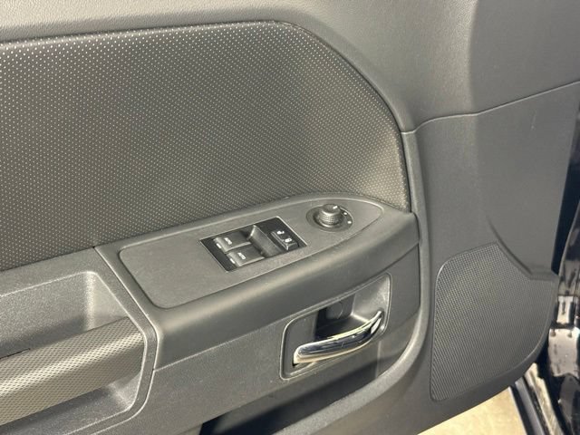 Used 2013 Dodge Challenger R/T RWD image 14
