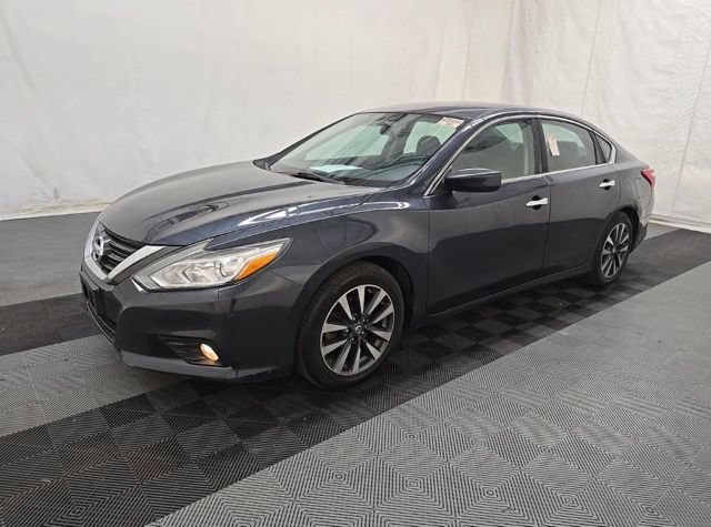 Used 2017 Nissan Altima 2.5 SV FWD image 9
