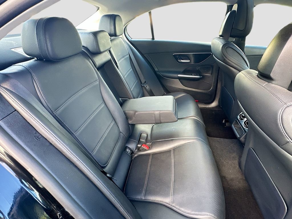 Used 2022 Mercedes-Benz C 300 4MATIC Sedan image 30