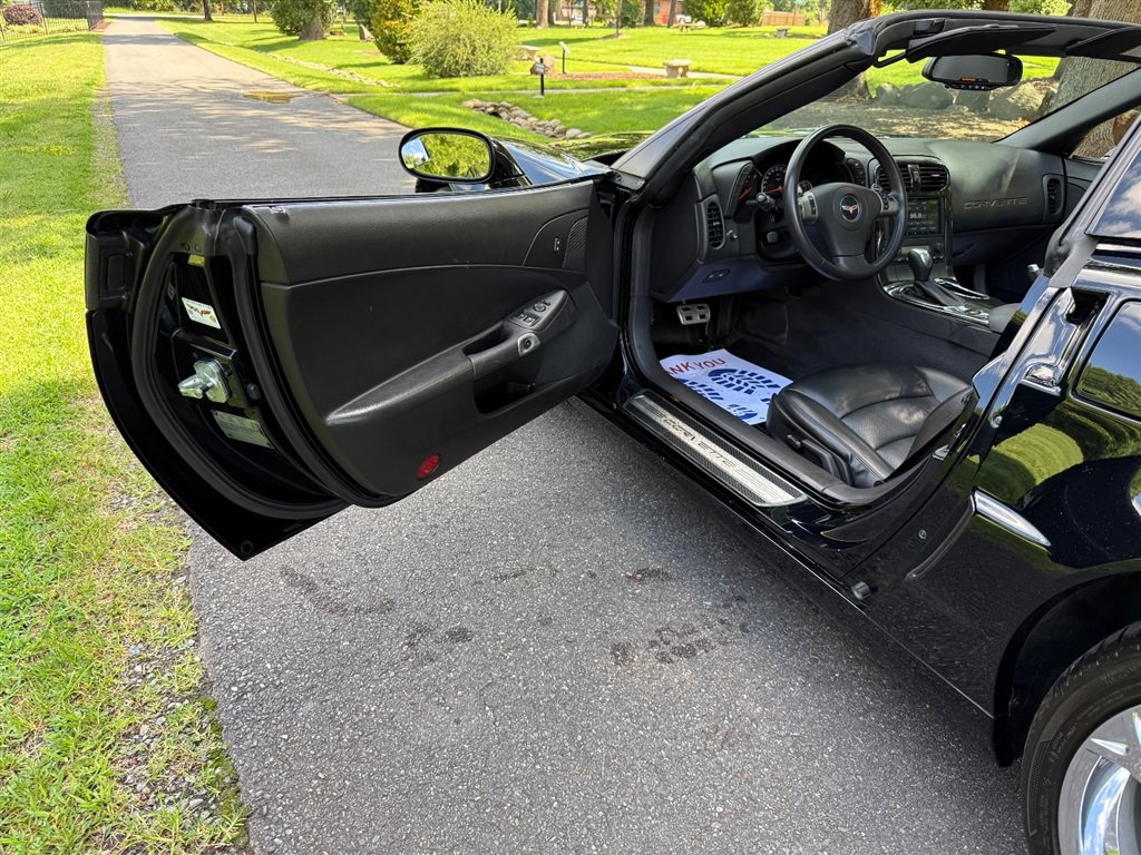 Used 2010 Chevrolet Corvette Grand Sport w/ Roof Package RWD image 40