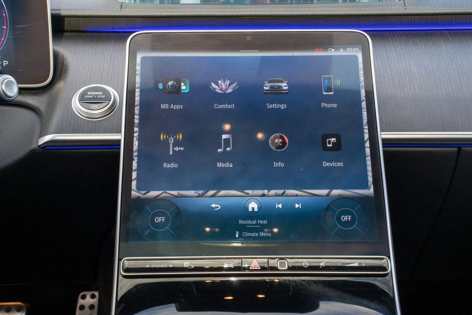 Used 2022 Mercedes-Benz S 500 S 500 w/ AMG Line Package image 24