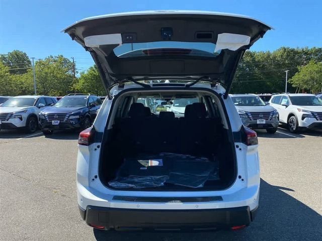 New 2026 Nissan Rogue SV image 6