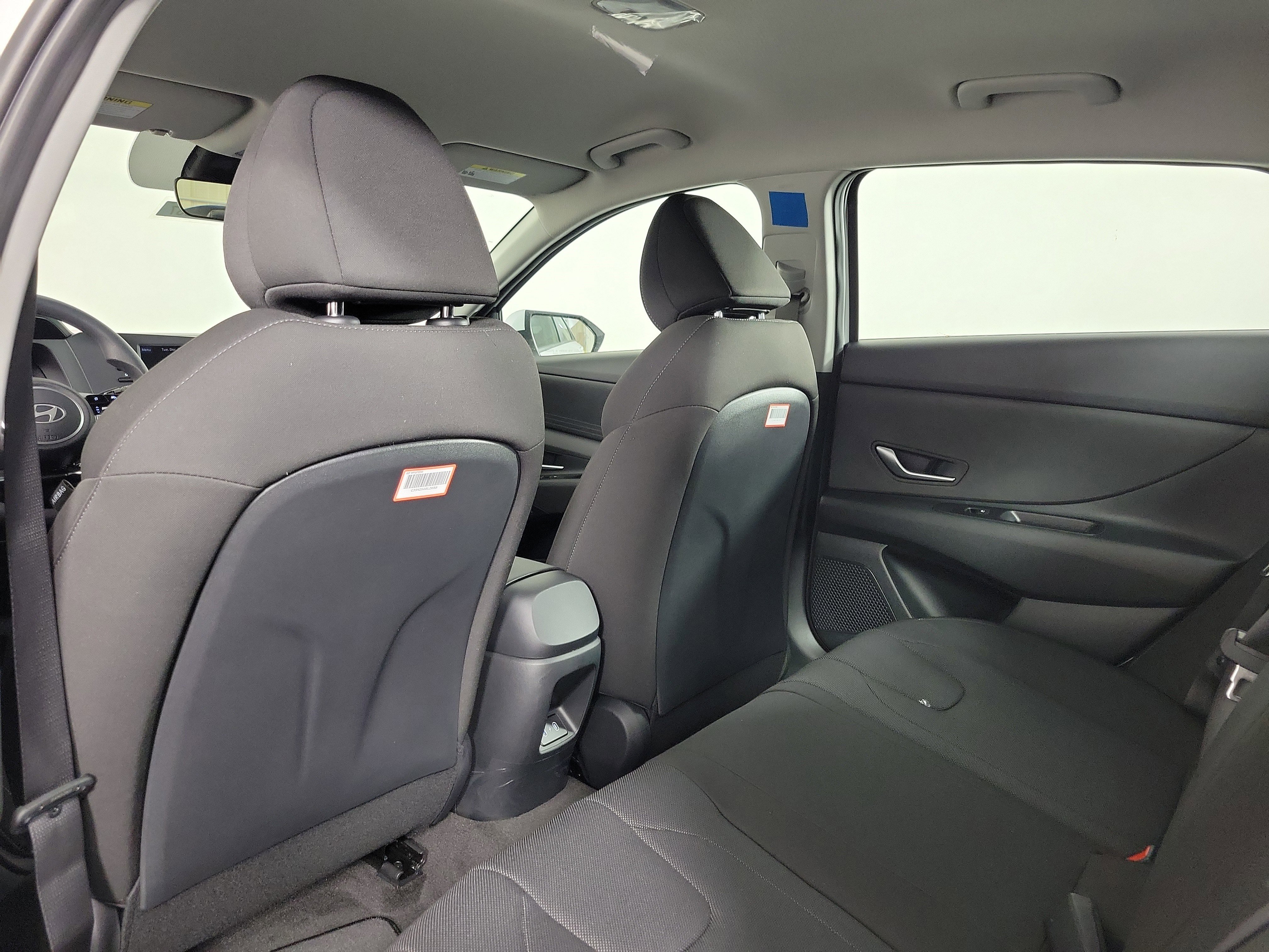 New 2026 Hyundai Elantra SE image 33