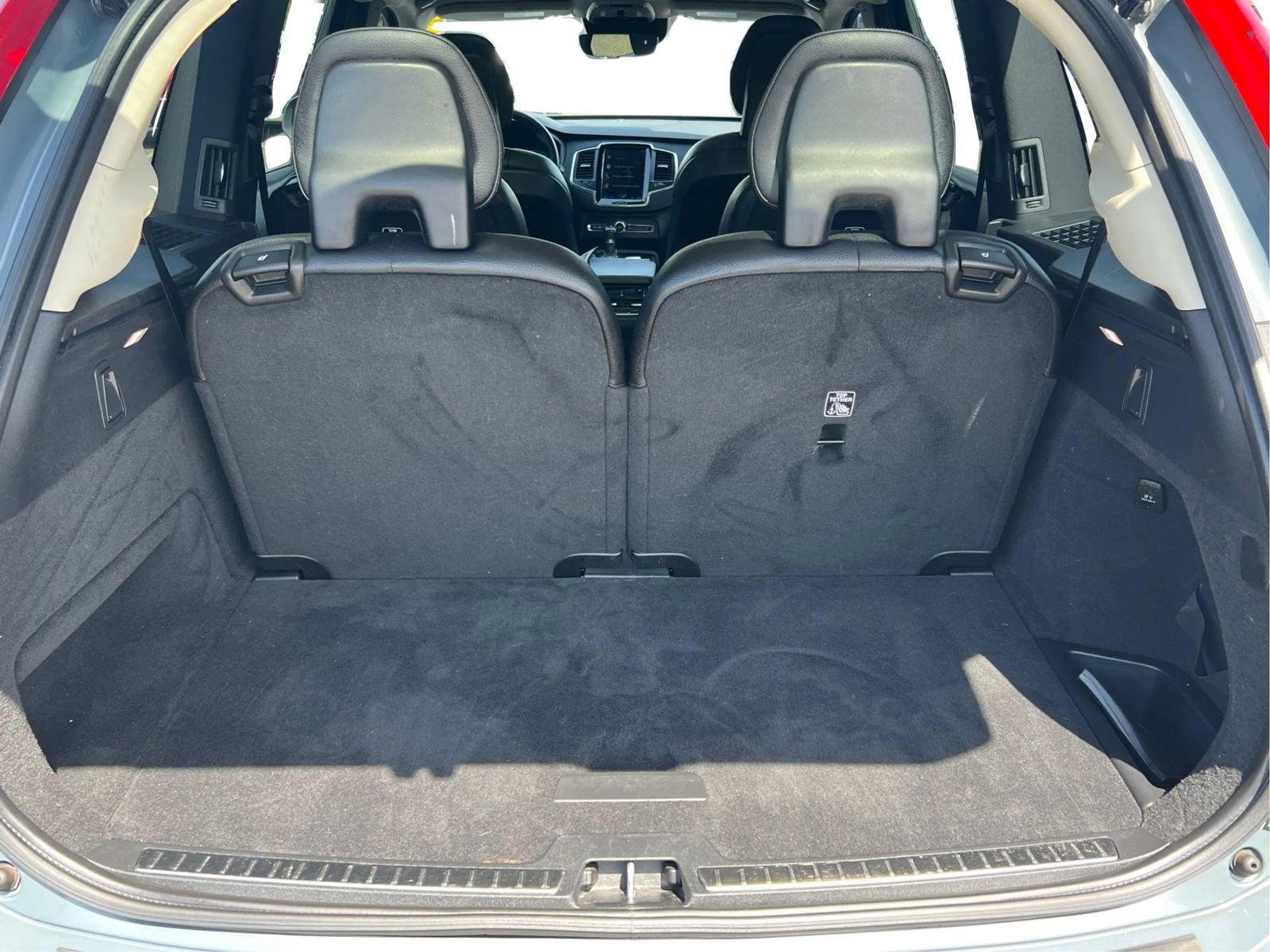 Used 2020 Volvo XC90 T6 Momentum w/ Protection Package Premier AWD/4WD image 18