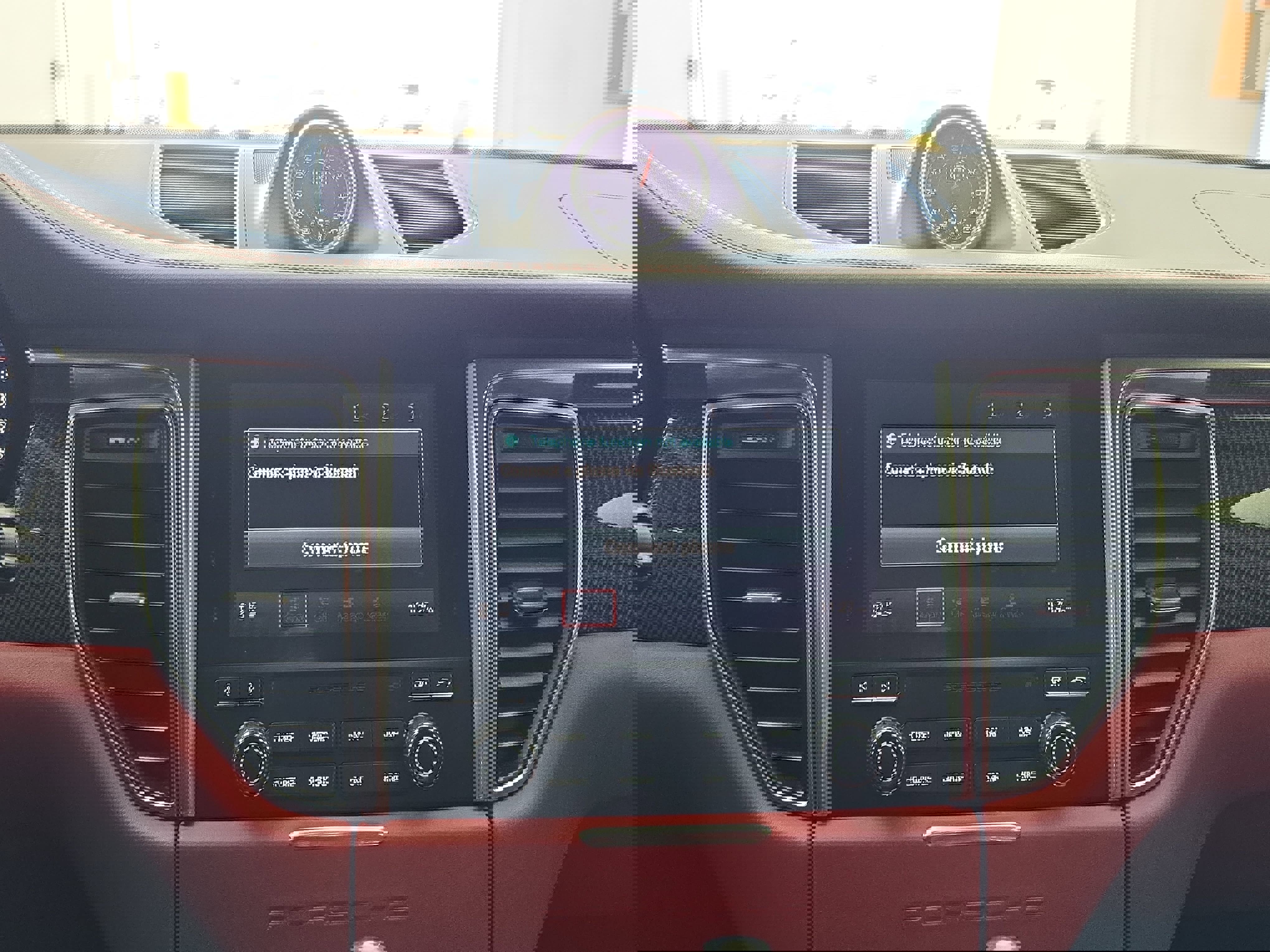 Used 2017 Porsche Macan Turbo image 20