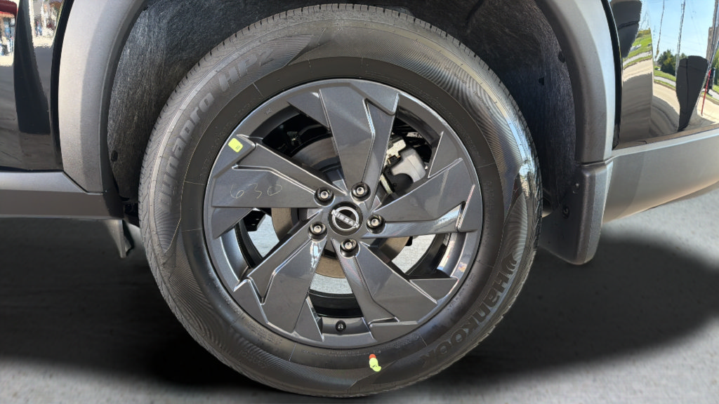 New 2026 Nissan Rogue SV AWD/4WD image 29