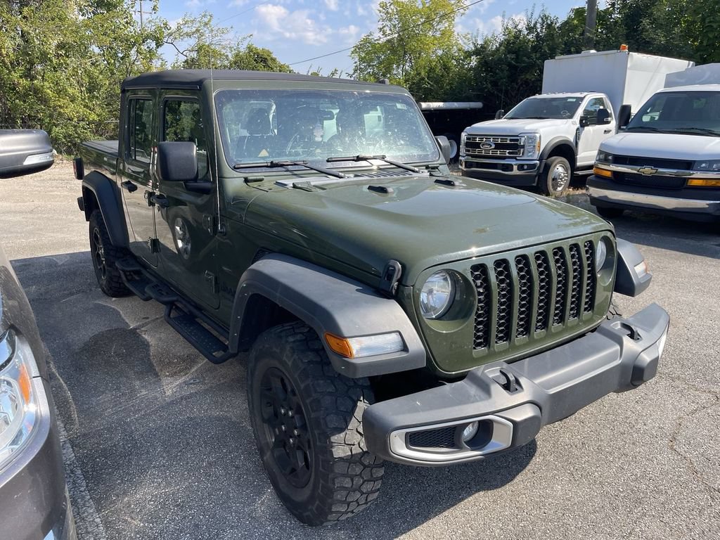 Used 2023 Jeep Gladiator Sport w/ Trailer Tow Package AWD/4WD image 12