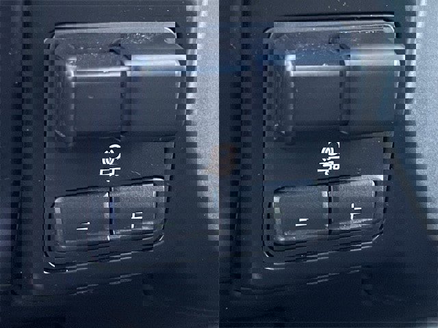 Used 2019 Chevrolet Silverado 1500 LT Trail Boss image 21