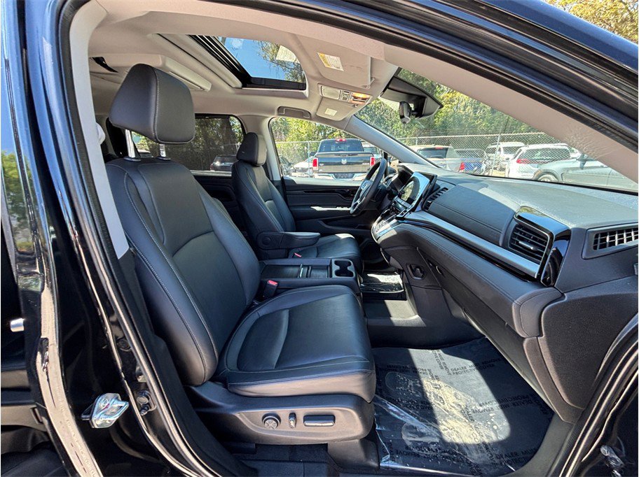Used 2023 Honda Odyssey Touring image 43