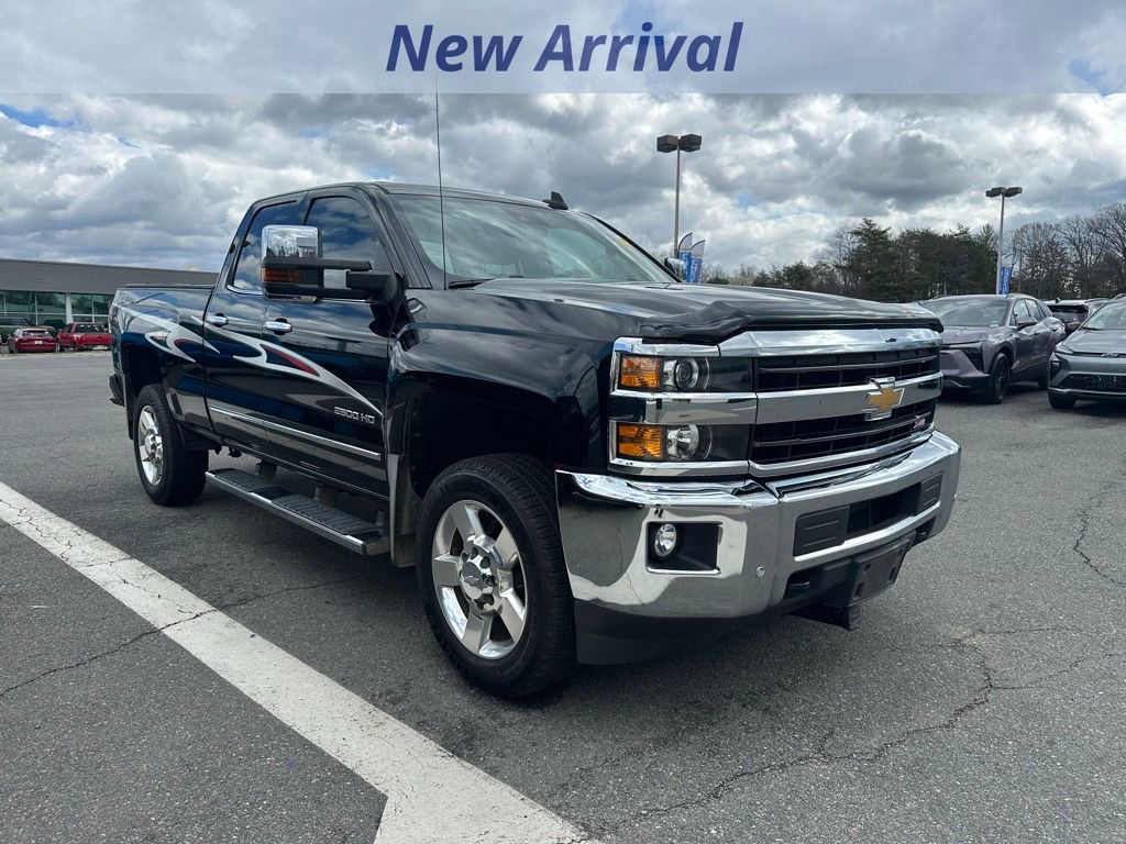 Used 2018 Chevrolet Silverado 2500 LTZ w/ Vortec Plus Package image 2