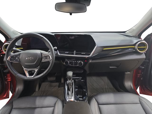 Used 2024 Chevrolet Trax ACTIV w/ Sunroof Package FWD image 13