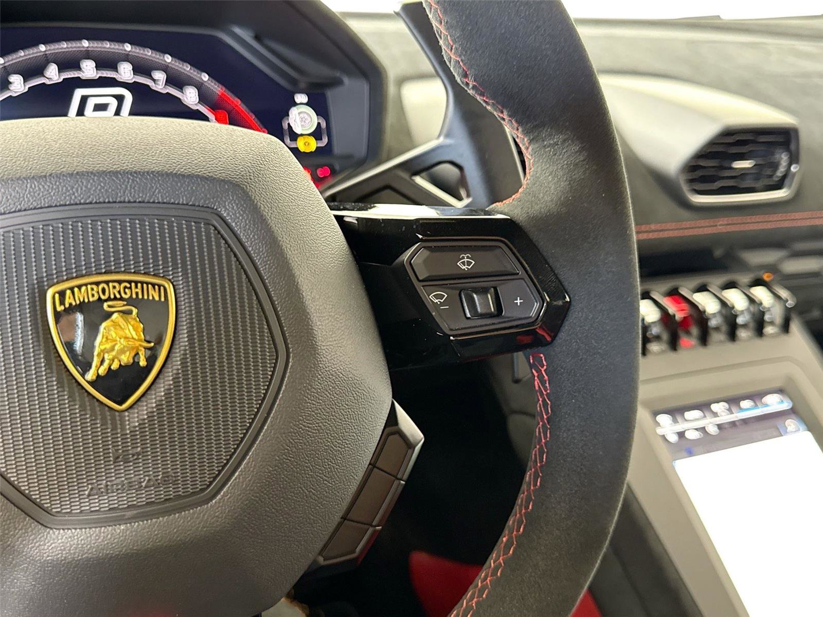 Used 2022 Lamborghini Huracan STO RWD image 23
