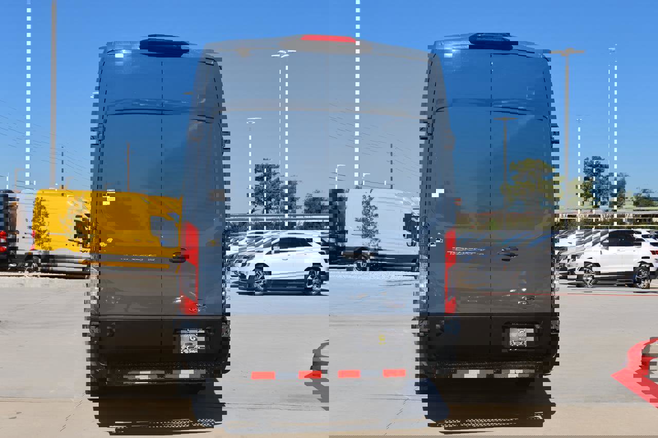 Used 2019 Ford Transit 250 148 High Roof Extended image 4