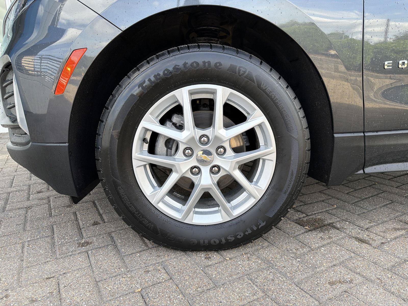 Used 2023 Chevrolet Equinox LT AWD/4WD image 10